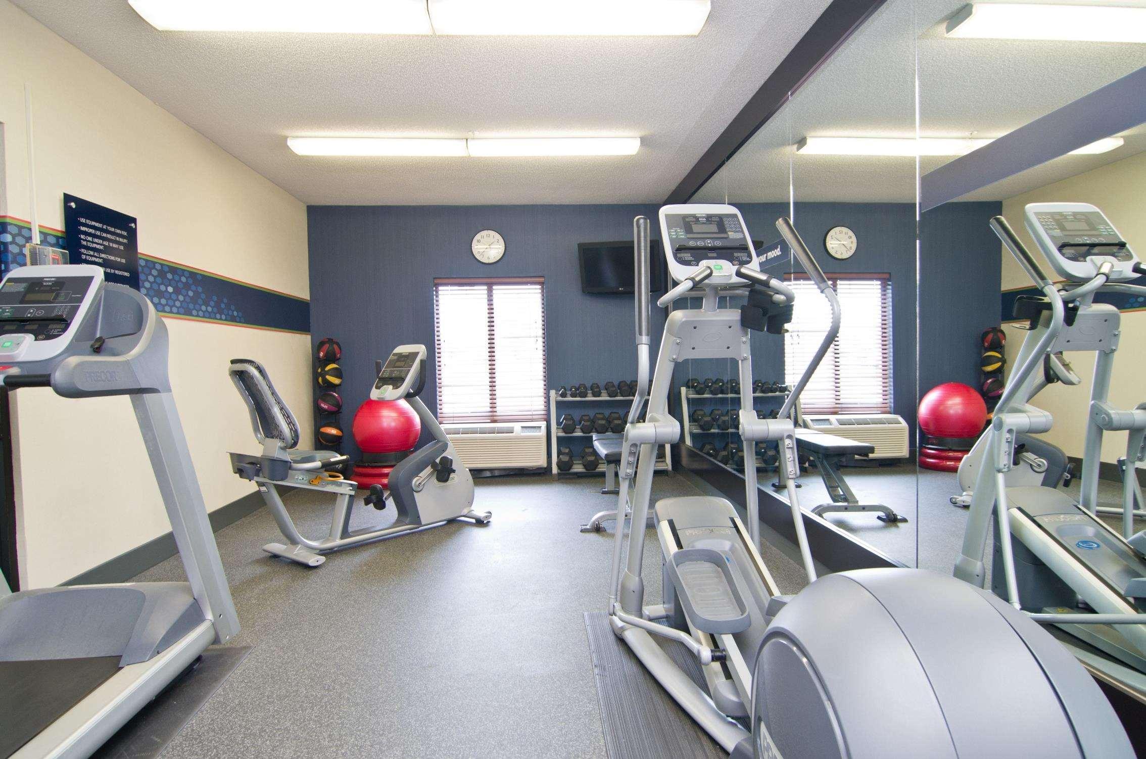 Hampton Inn New Philadelphia Ngoại thất bức ảnh