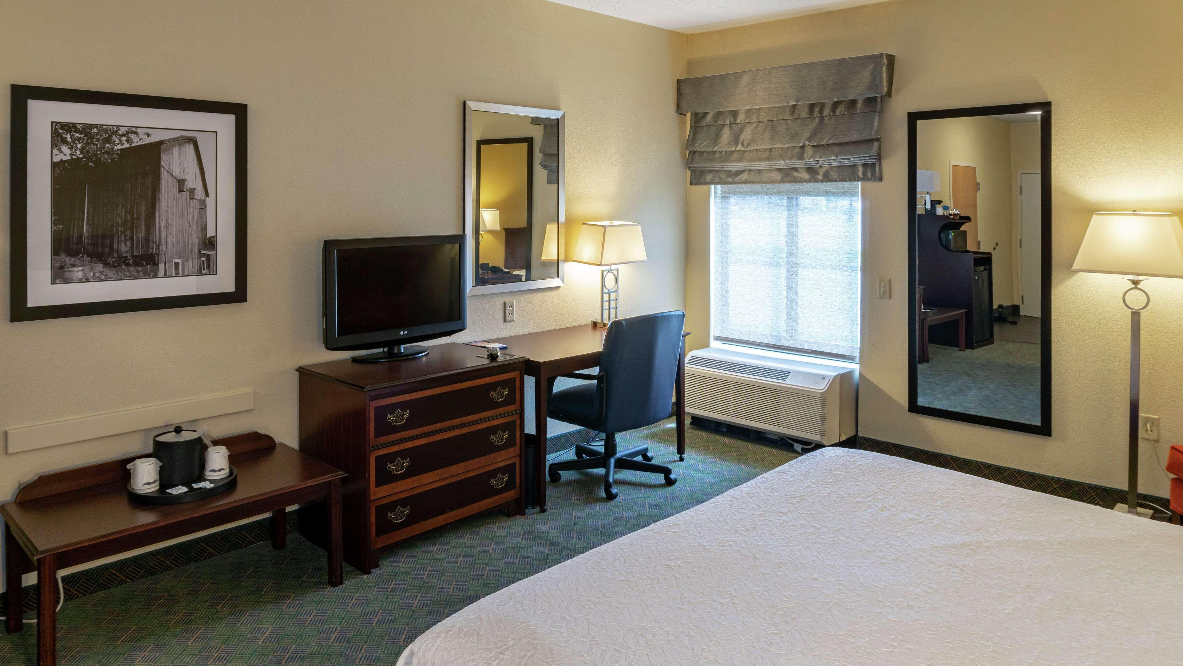 Hampton Inn New Philadelphia Ngoại thất bức ảnh