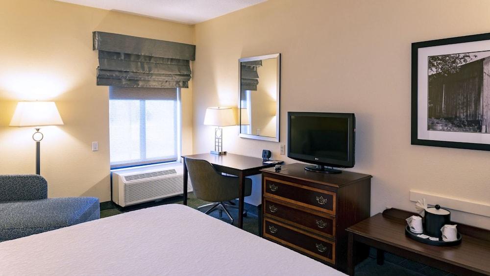 Hampton Inn New Philadelphia Ngoại thất bức ảnh