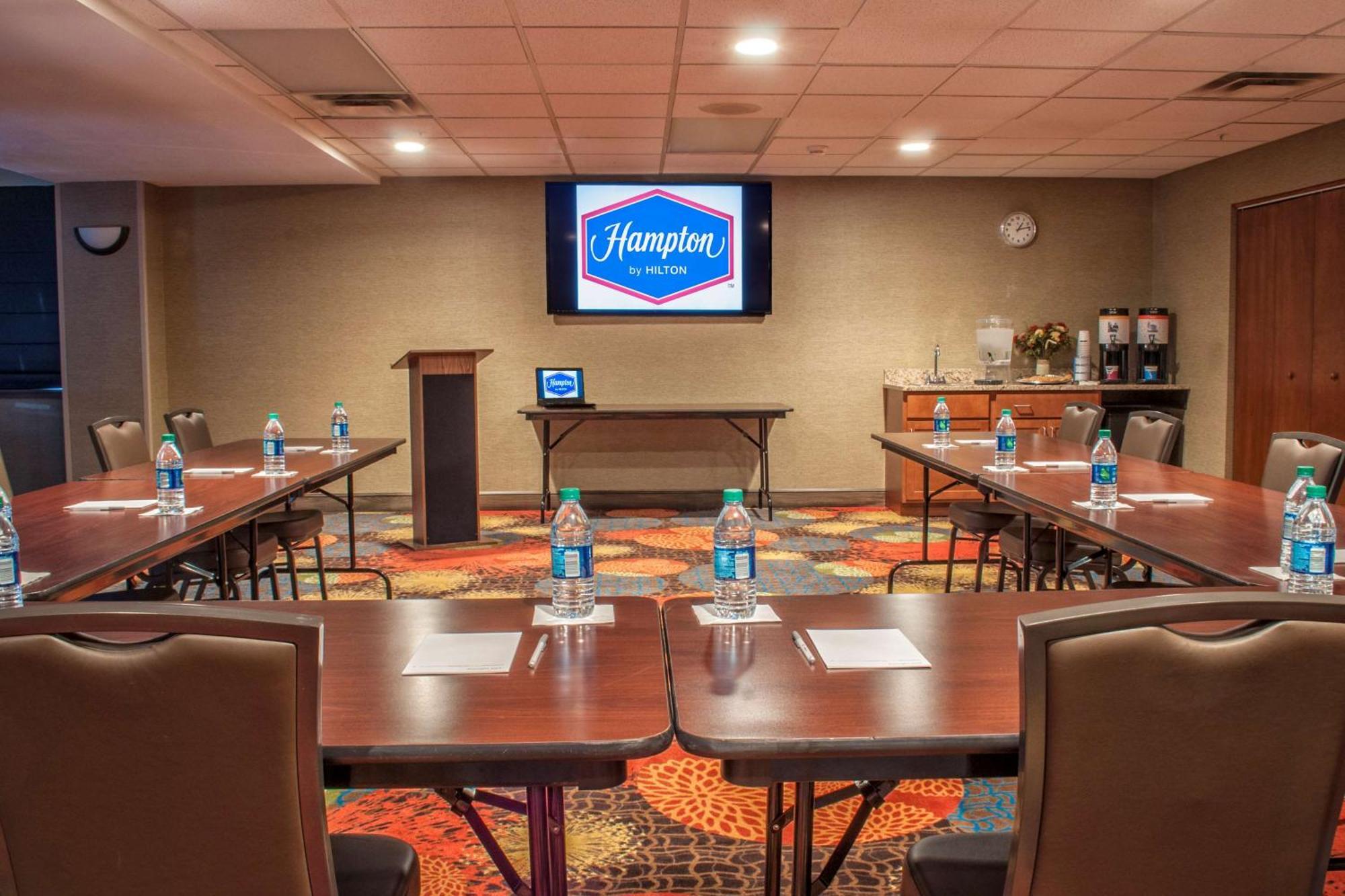 Hampton Inn New Philadelphia Ngoại thất bức ảnh