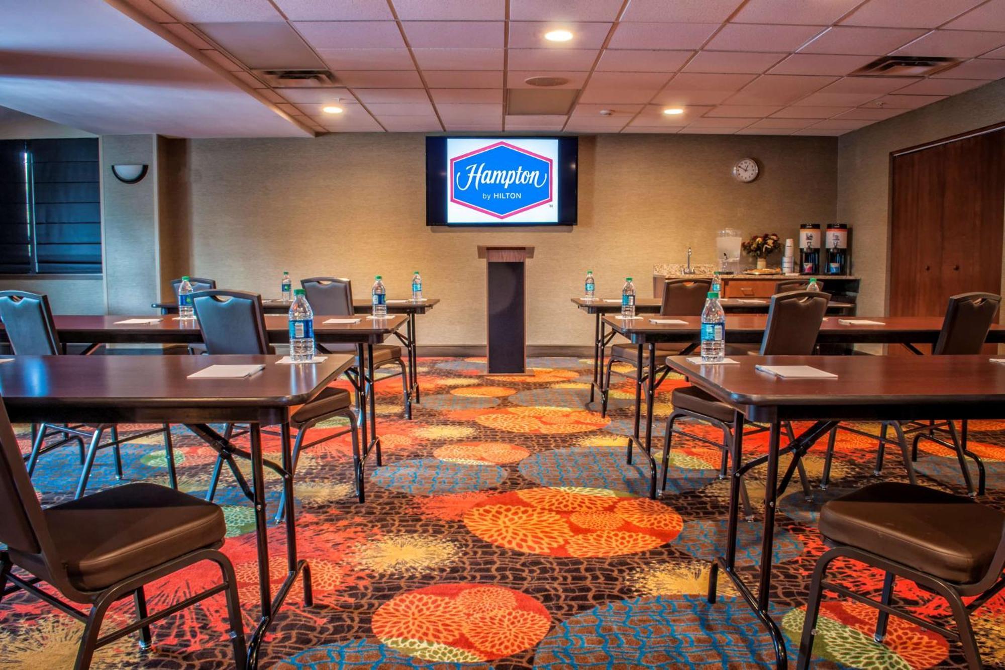 Hampton Inn New Philadelphia Ngoại thất bức ảnh