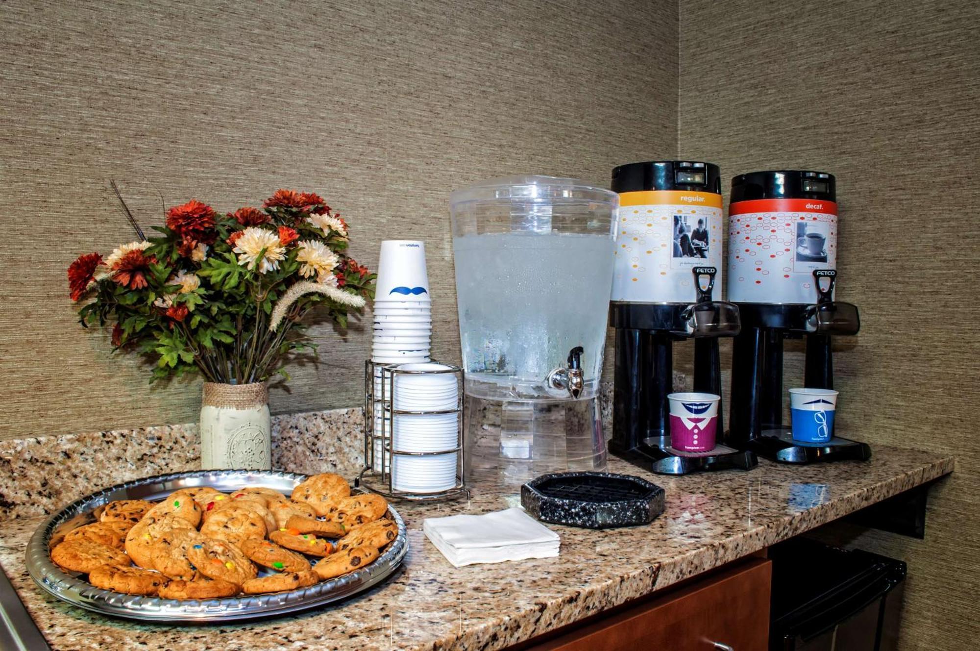 Hampton Inn New Philadelphia Ngoại thất bức ảnh